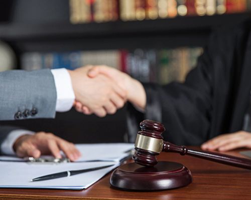 長葛律師 業務精湛的正當防衛專家，疑難刑事案件與網上貿易代理的堅實后盾